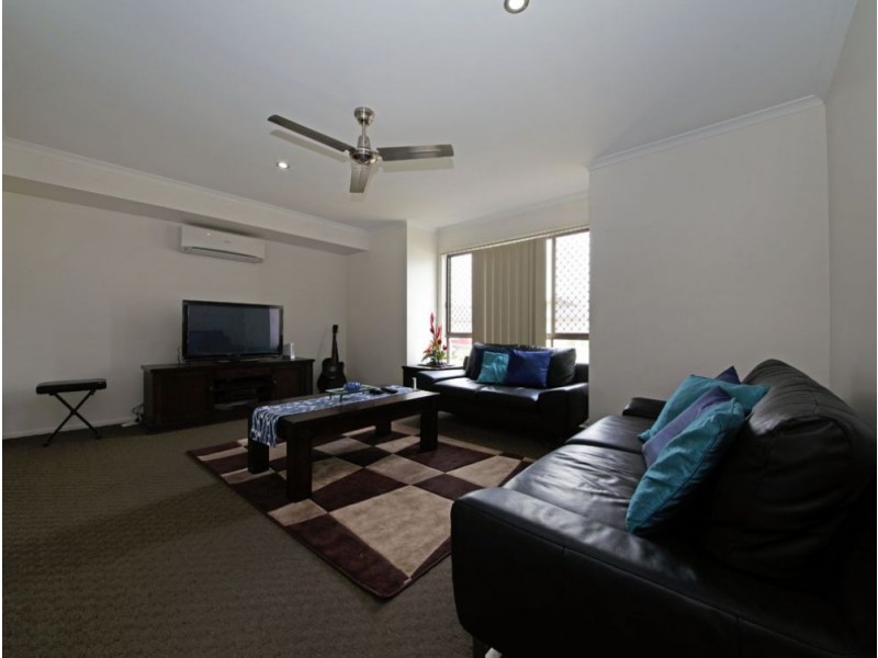 16 Hopkins Chase, Caboolture QLD 4510