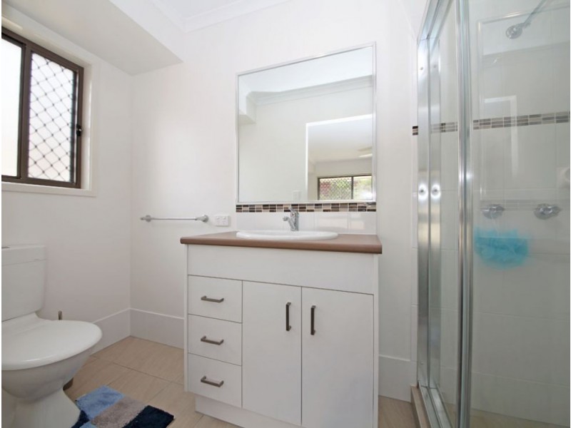 16 Hopkins Chase, Caboolture QLD 4510