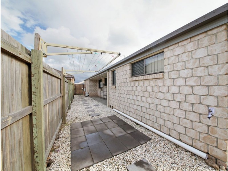 16 Hopkins Chase, Caboolture QLD 4510
