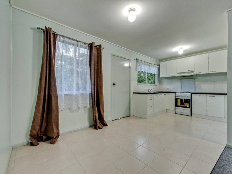 9 Alderbaran Drive, Kingston QLD 4114