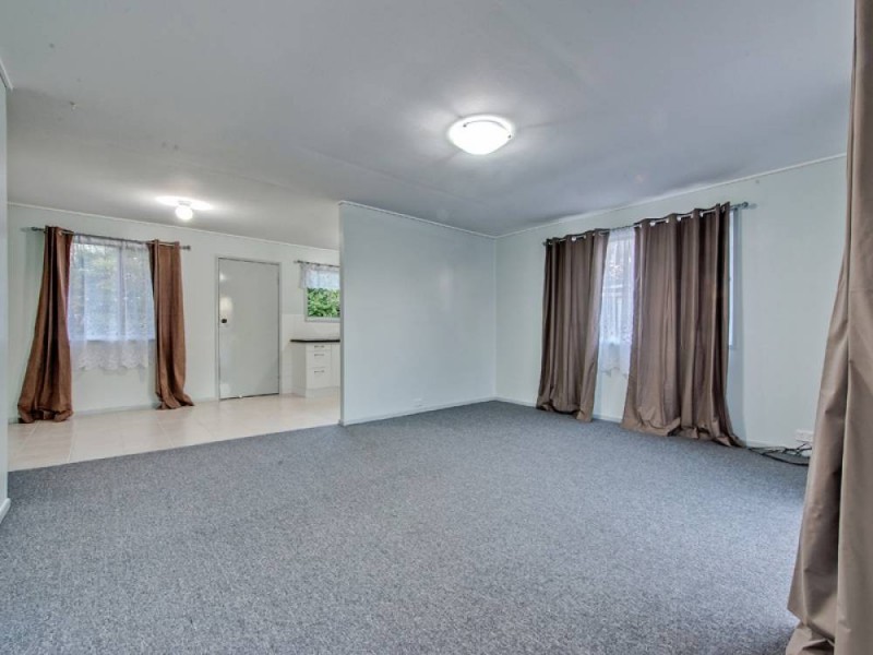 9 Alderbaran Drive, Kingston QLD 4114