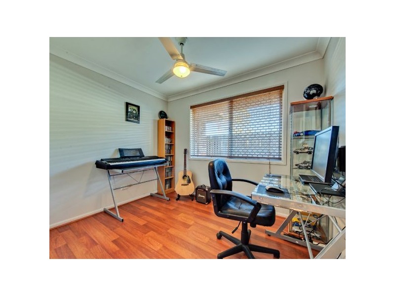 9 Radiata Place, Forest Lake QLD 4078