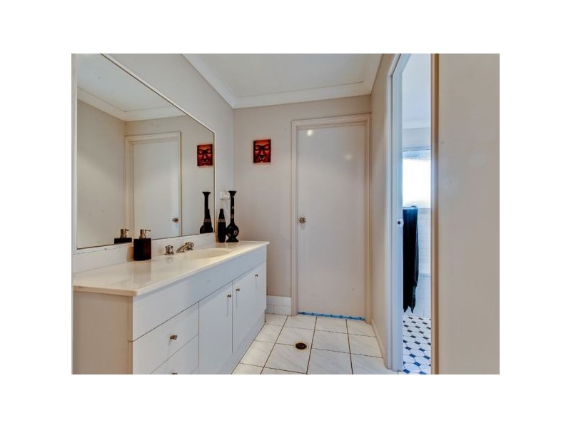 9 Radiata Place, Forest Lake QLD 4078