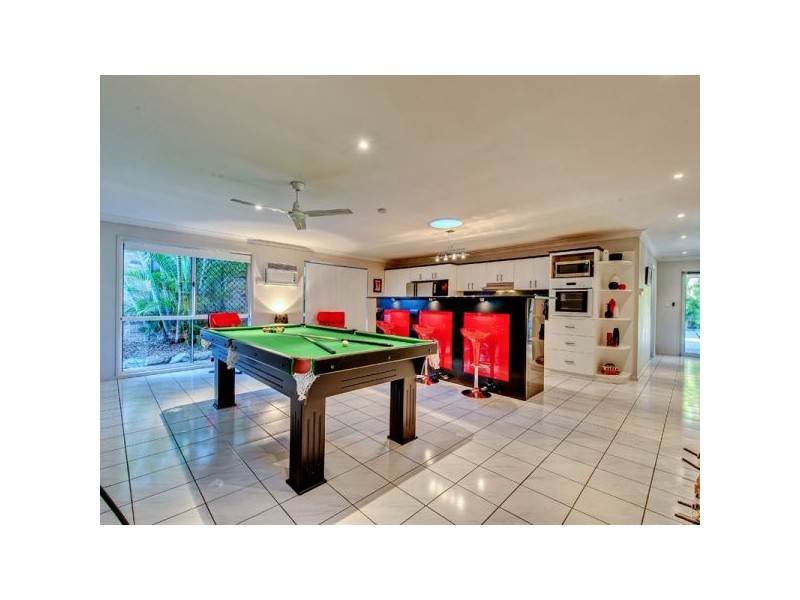 9 Radiata Place, Forest Lake QLD 4078