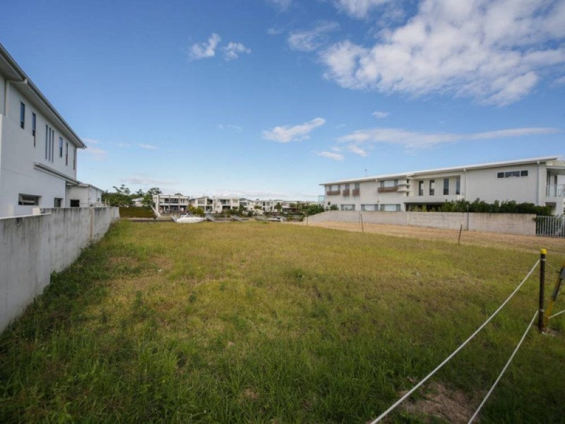 4 Quayside Drive, Helensvale QLD 4212