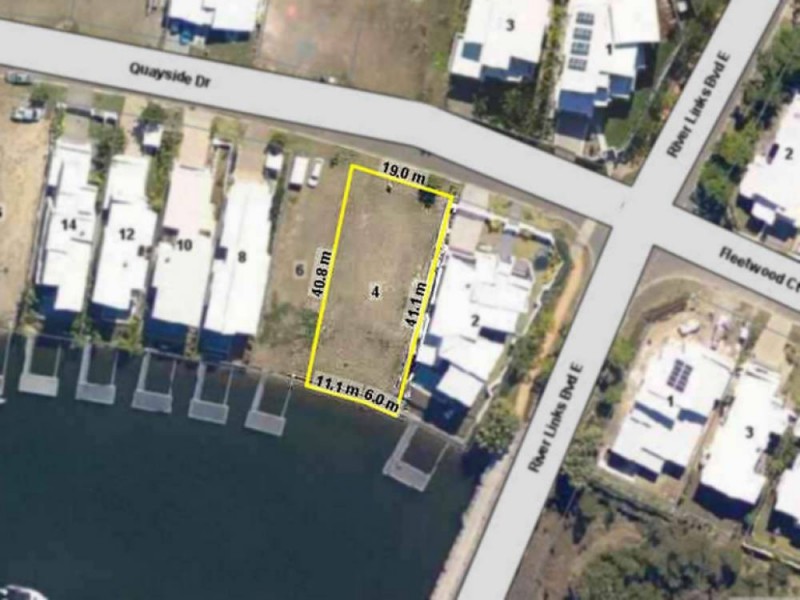 4 Quayside Drive, Helensvale QLD 4212