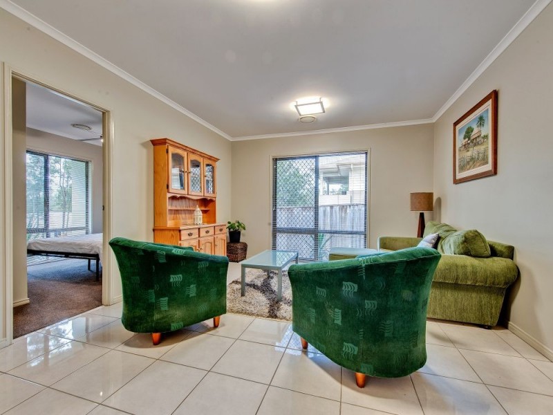 33 Gibbston, Doolandella QLD 4077