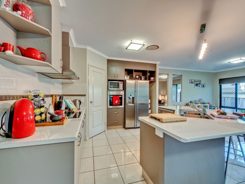 33 Gibbston, Doolandella QLD 4077