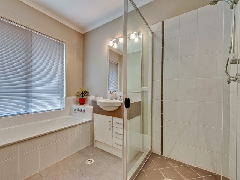 33 Gibbston, Doolandella QLD 4077