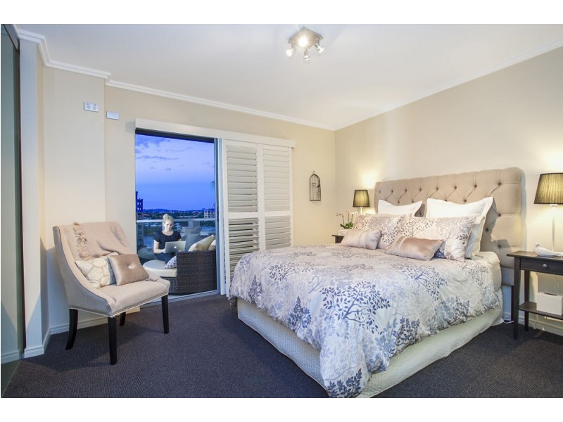 18/215 Wellington Road, East Brisbane QLD 4169