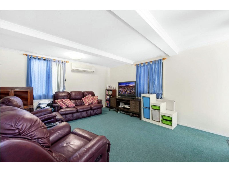 7 Tara Street, Stafford Heights QLD 4053