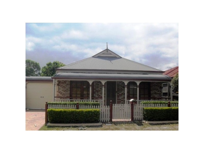 11 Paton Crescent, Forest Lake QLD 4078