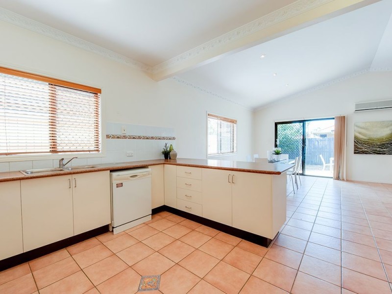 12 Belmore Crescent, Forest Lake QLD 4078