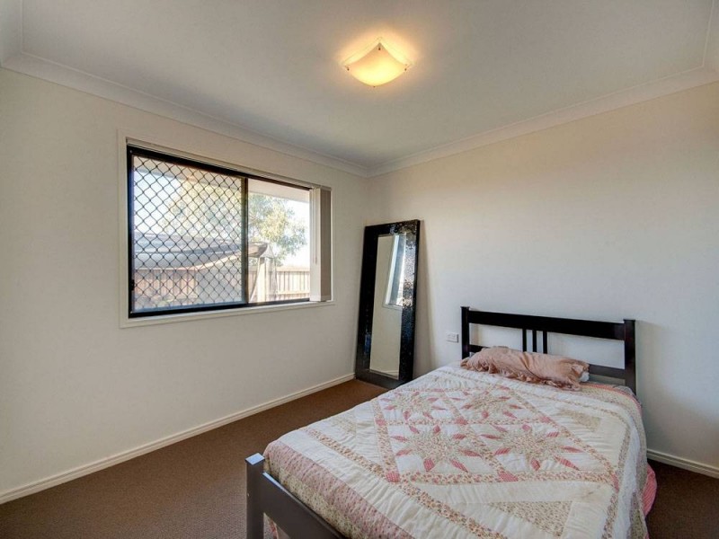 4 Norgay Court, Warner QLD 4500