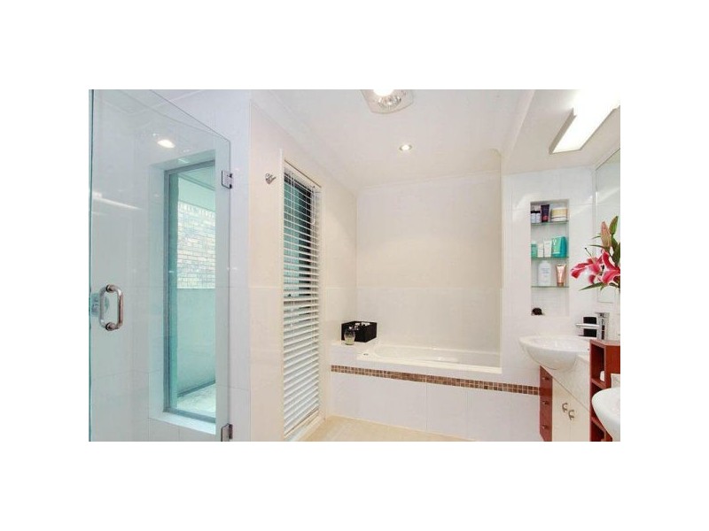 109 Saturn Crescent, Bridgeman Downs QLD 4035