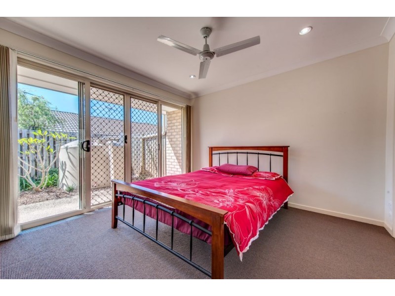 42/8 Rosegum Place, Redbank Plains QLD 4301