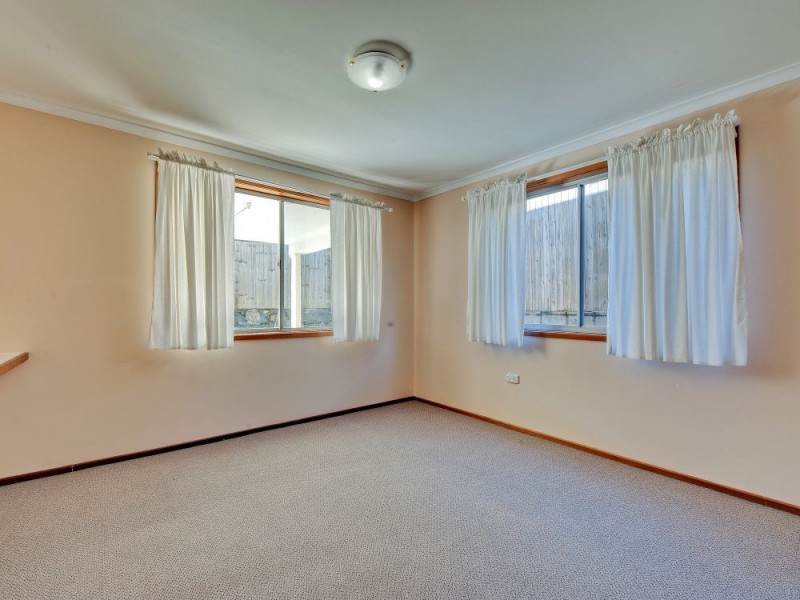 21 Lilac Street, Daisy Hill QLD 4127