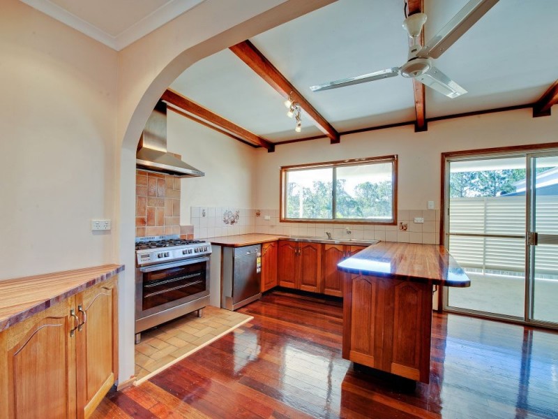21 Lilac Street, Daisy Hill QLD 4127