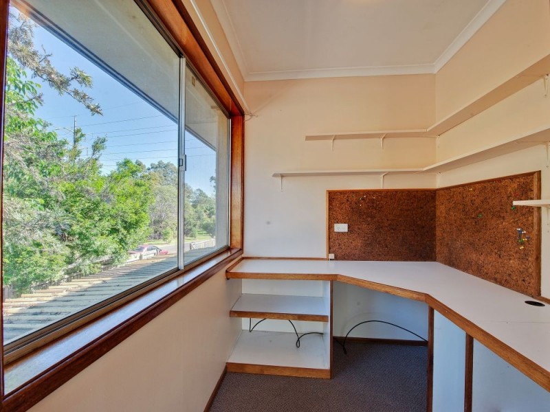21 Lilac Street, Daisy Hill QLD 4127