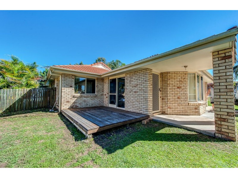 8 Morris Street, Flinders View QLD 4305