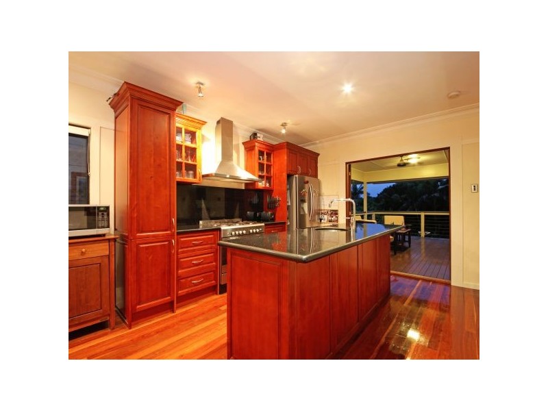 9 Creton Street, Brighton QLD 4017