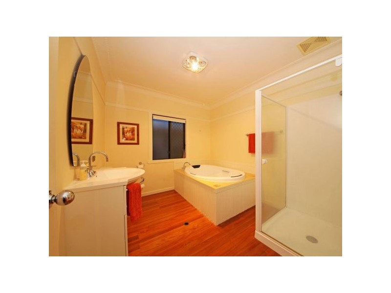 9 Creton Street, Brighton QLD 4017