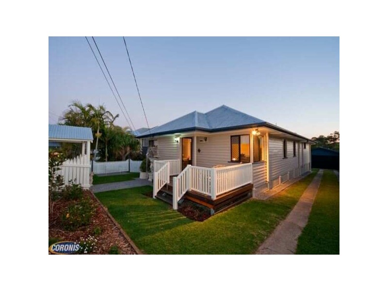 9 Creton Street, Brighton QLD 4017