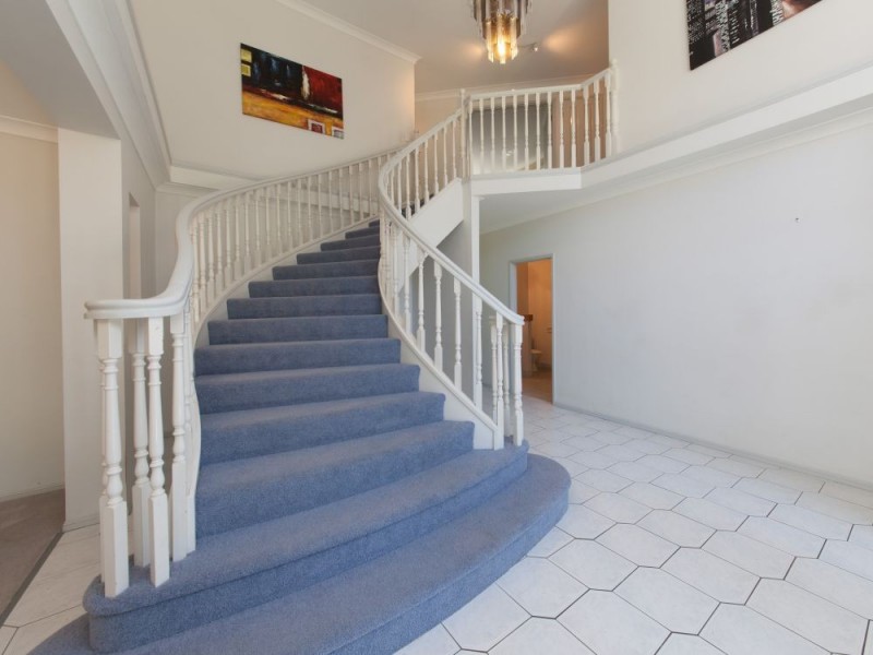 16 Boudin Place, Forest Lake QLD 4078