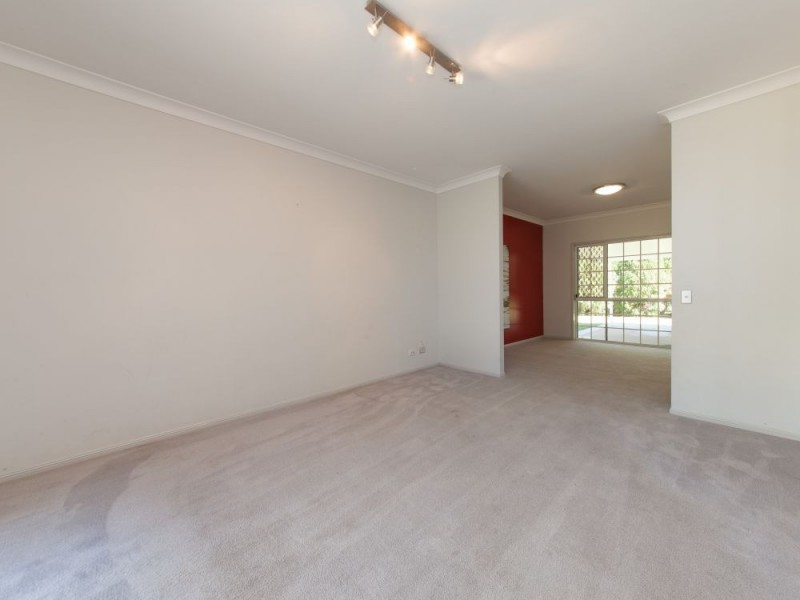 16 Boudin Place, Forest Lake QLD 4078