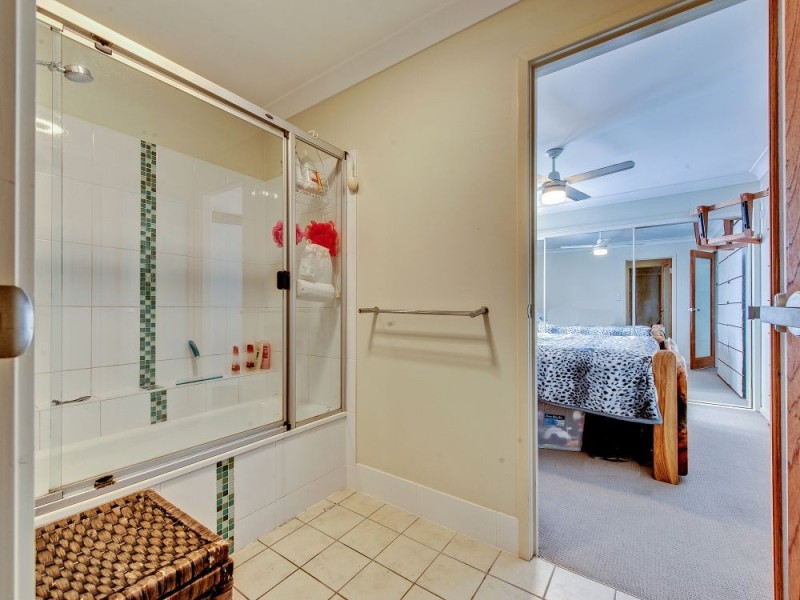 16 Grand Canyon Drive, Springfield Lakes QLD 4300