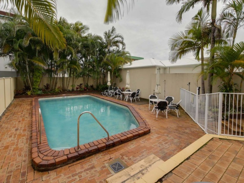 1/40 Marine Parade, Miami QLD 4220