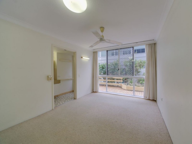 1/40 Marine Parade, Miami QLD 4220