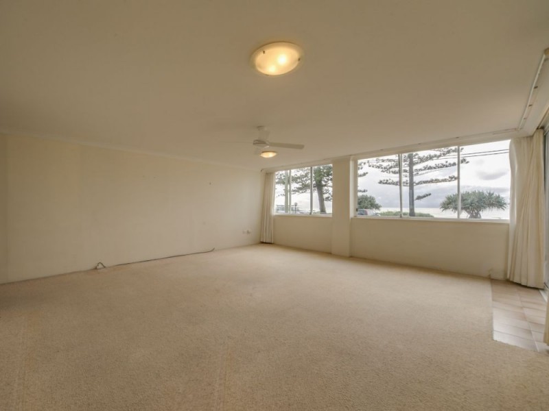 1/40 Marine Parade, Miami QLD 4220