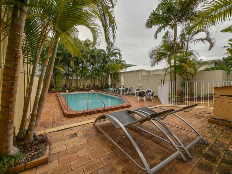 1/40 Marine Parade, Miami QLD 4220