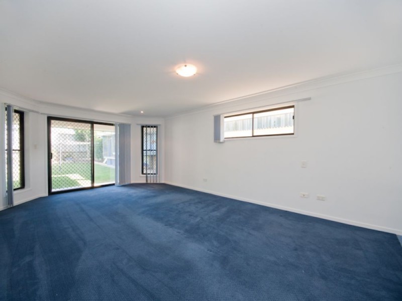 9 Sefton Court, North Lakes QLD 4509