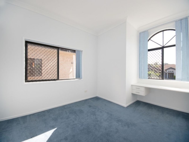 9 Sefton Court, North Lakes QLD 4509