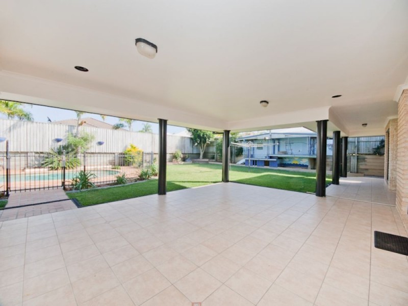 9 Sefton Court, North Lakes QLD 4509