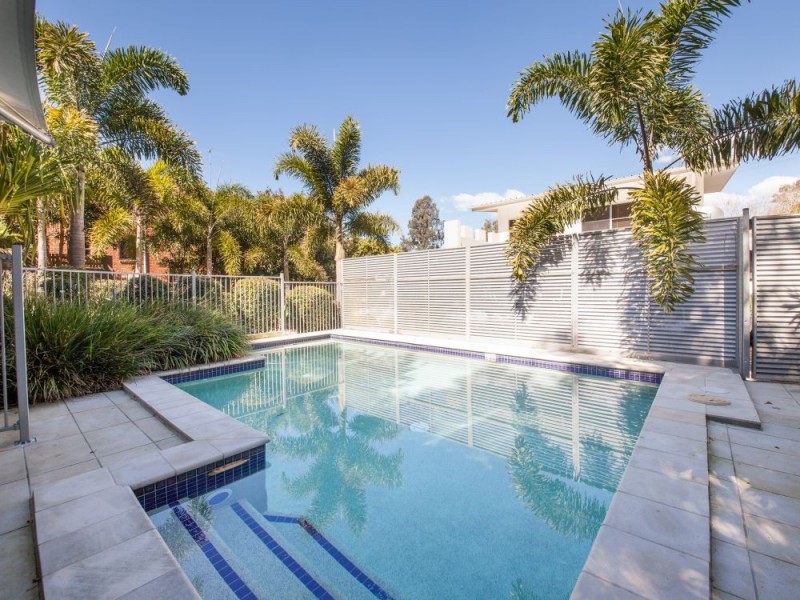 301/18 Paradise Street, Highgate Hill QLD 4101