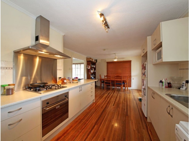 3 Corner Street, Brighton QLD 4017