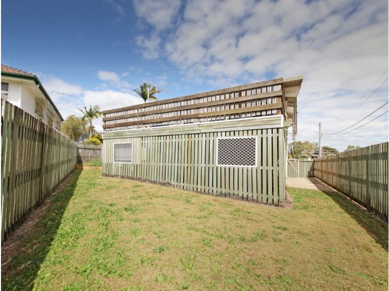 3 Corner Street, Brighton QLD 4017