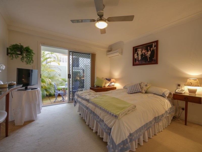 2 ‘Central’ 100 Cotlew Street East, Southport QLD 4215