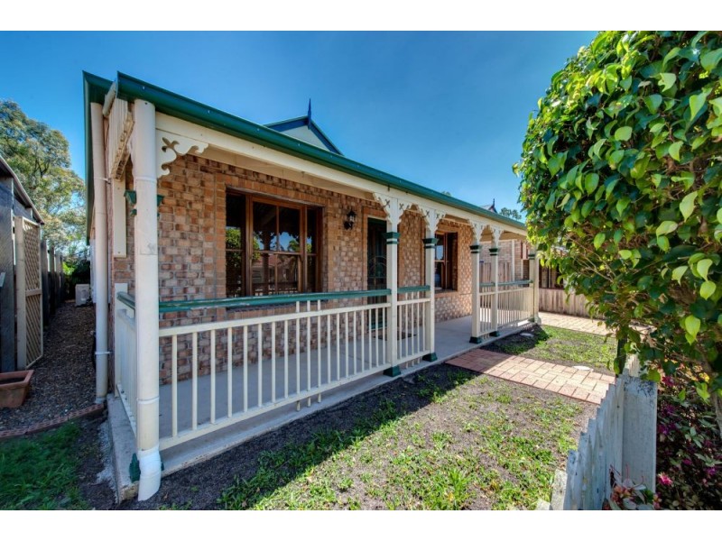 19 Sherwood Place, Forest Lake QLD 4078