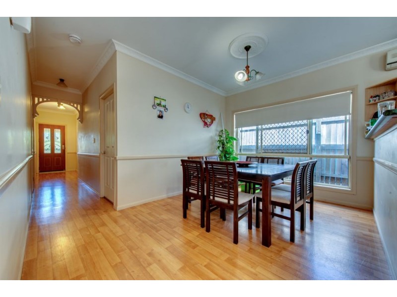 19 Sherwood Place, Forest Lake QLD 4078