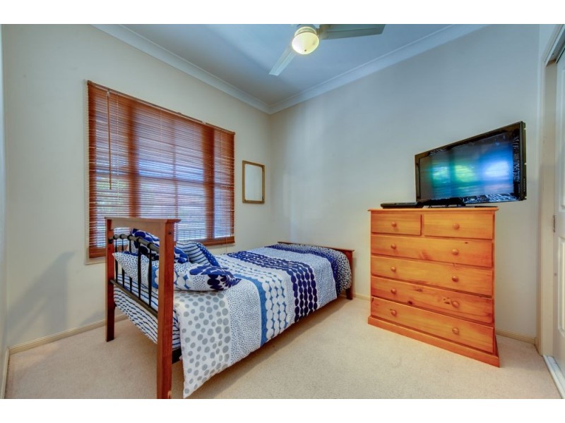 19 Sherwood Place, Forest Lake QLD 4078