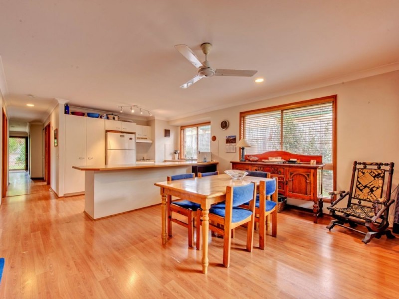 7 Mitchell Place, Forest Lake QLD 4078