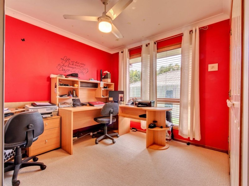 7 Mitchell Place, Forest Lake QLD 4078