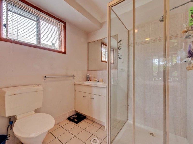 7 Mitchell Place, Forest Lake QLD 4078