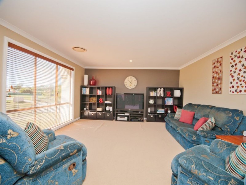 126 Darley Road, Upper Caboolture QLD 4510