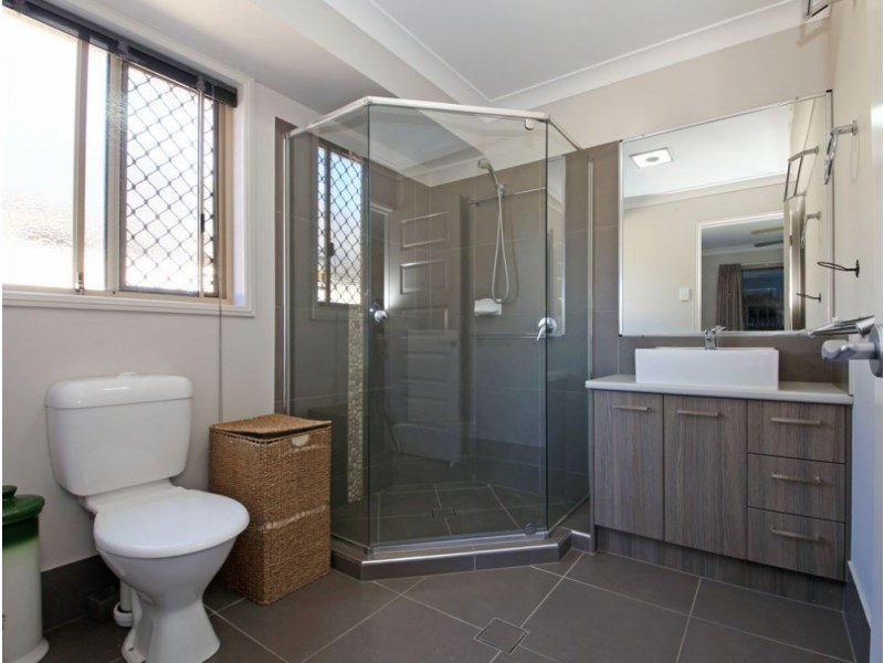 5 Bothwell Place (runs along Joyner circuit), Caboolture QLD 4510