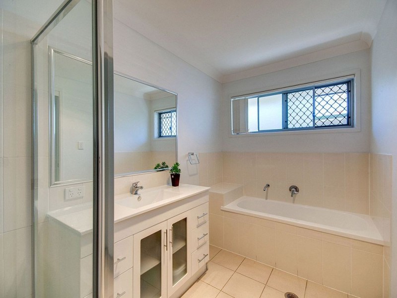 36 Rostrevor Road, Boondall QLD 4034